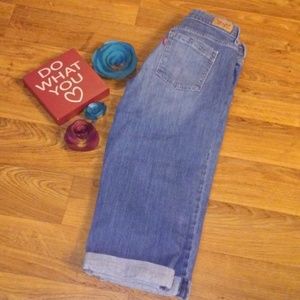 Levi's Blue Jean Capris